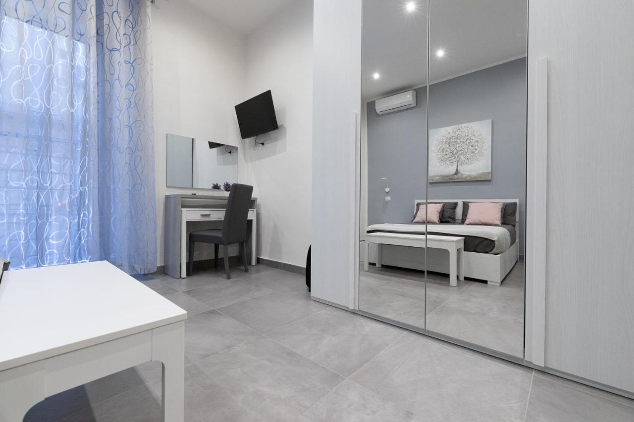Dante Square Apartment Naples Exterior photo